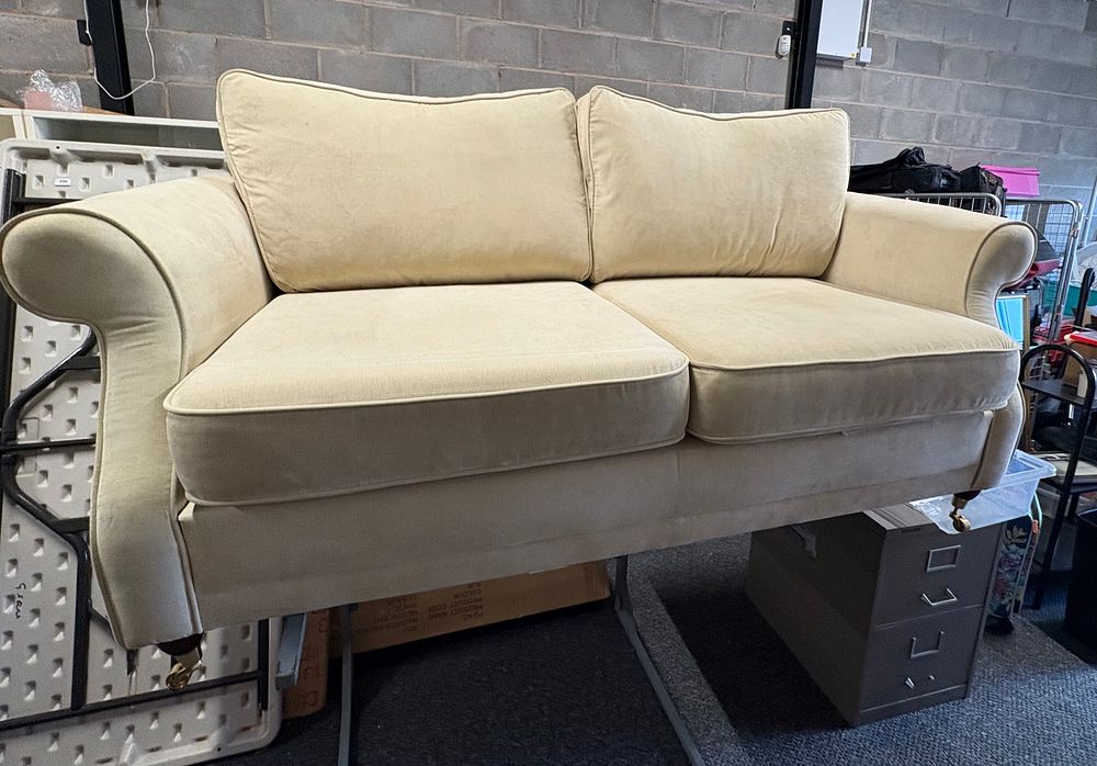 Lot 246: Large Comfy Sofa