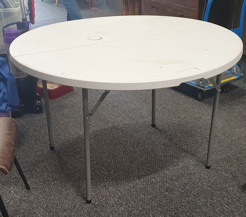 Lot 157: Hartleys direct foldable round table