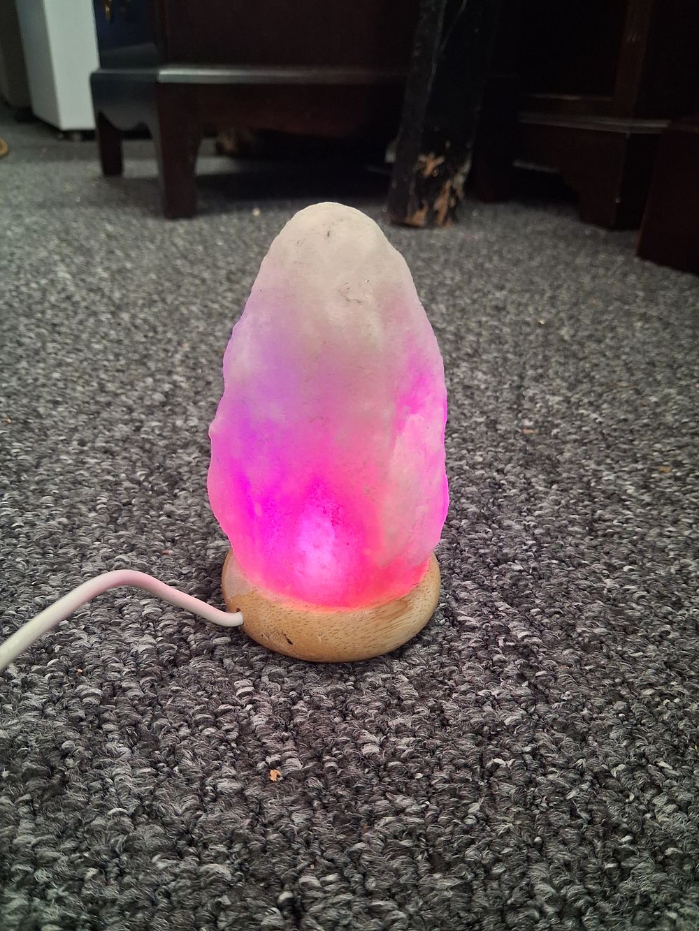 Lot 172: Mini Crystal Salt Lamp