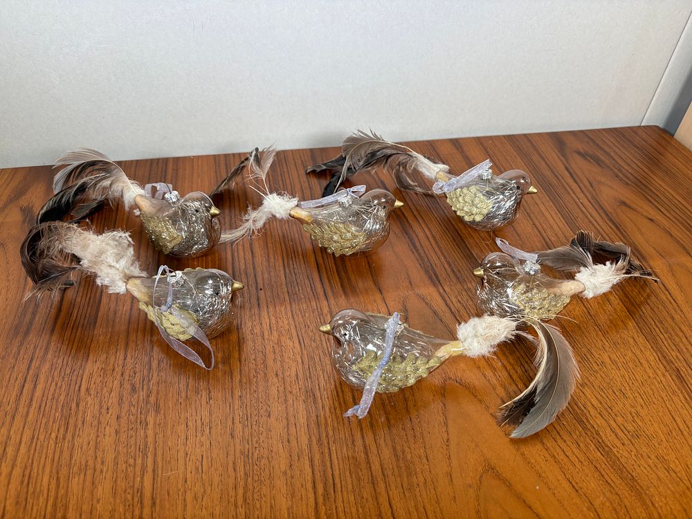 Lot 182: 6 Vintage German Blown Glass Birds