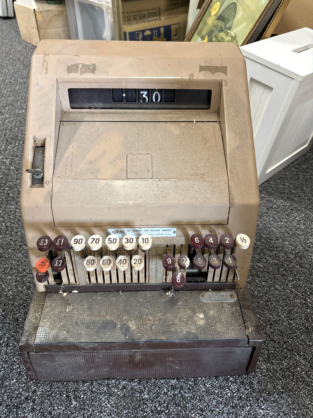 Lot 205: A Clapped out knackered old Cash Register