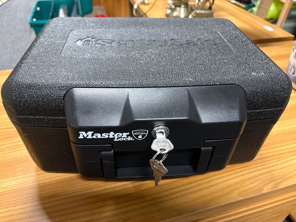 Lot 171: Master Key Sentry Save