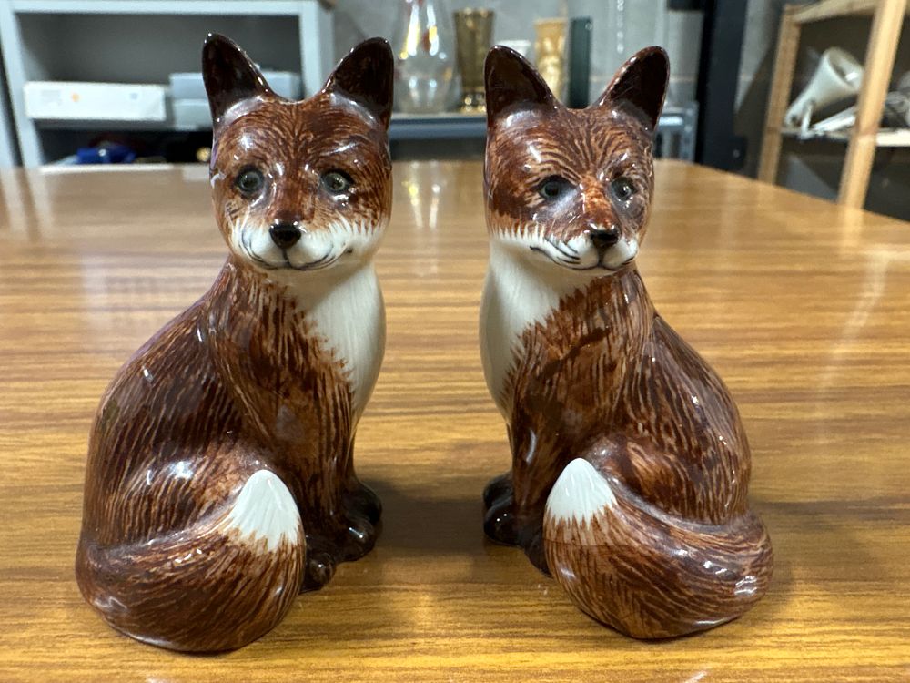 Lot 174: Pair of Fox Cruets.