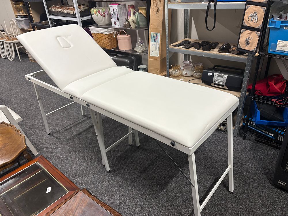 Lot 185: Quantis Professional Portable Massage Therapy Bed