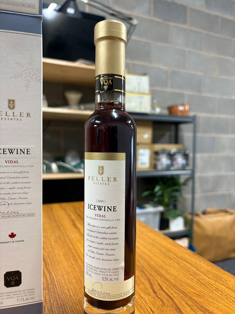 Lot 196: Peller Estates Private Reserve Vidal Icewine 2013 VQA 200 mL, 2005
