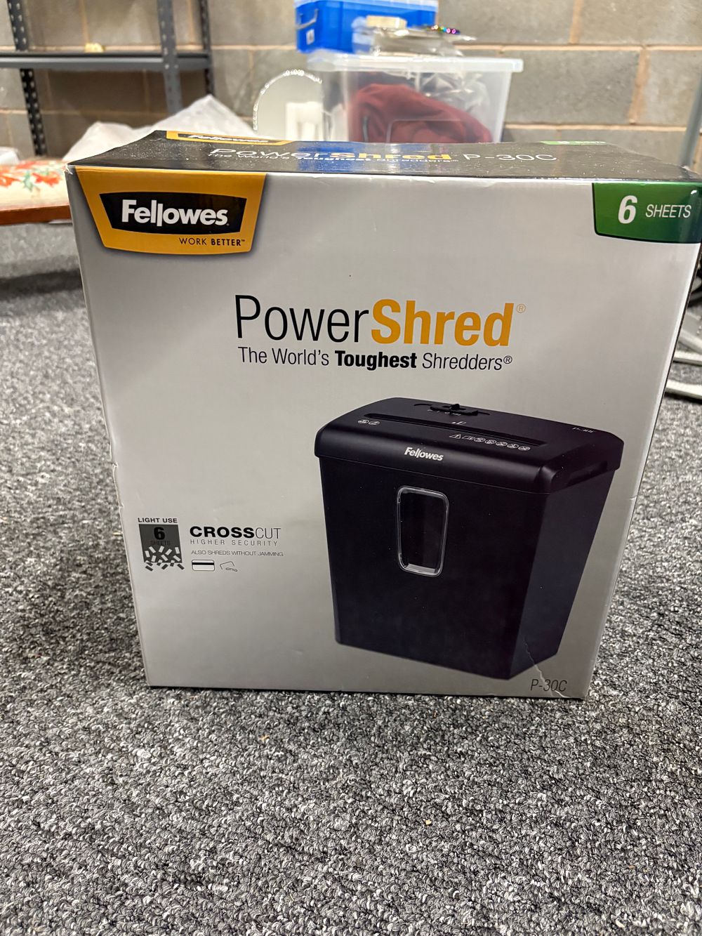 Lot 154: Fellowes 6 Sheet Shredder