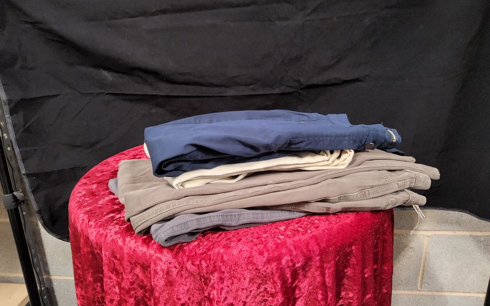 Lot 171: 5 Pairs Ladies trousers (Brand "Olsen").