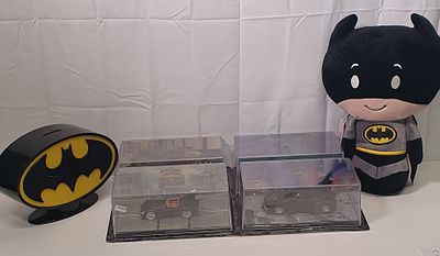 Batman bundle. 4 Batman collectible cars in boxes , 
moneybox and itty bitty Batman