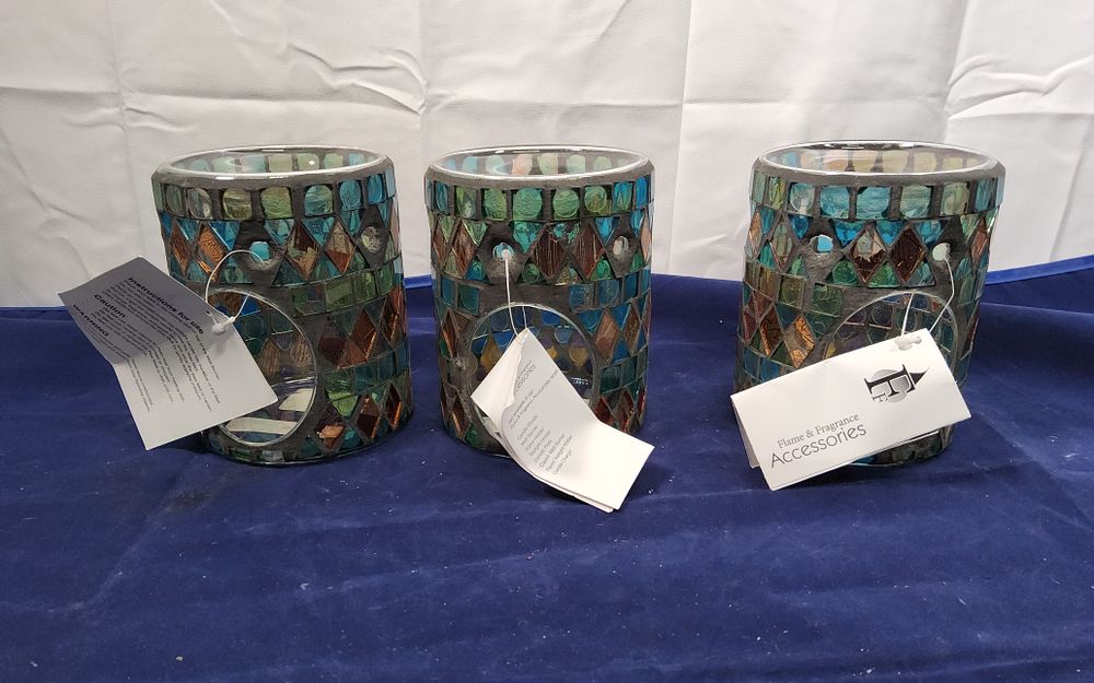 Lot 163: FLAME & FRAGRANCE wax melt burner. x 3