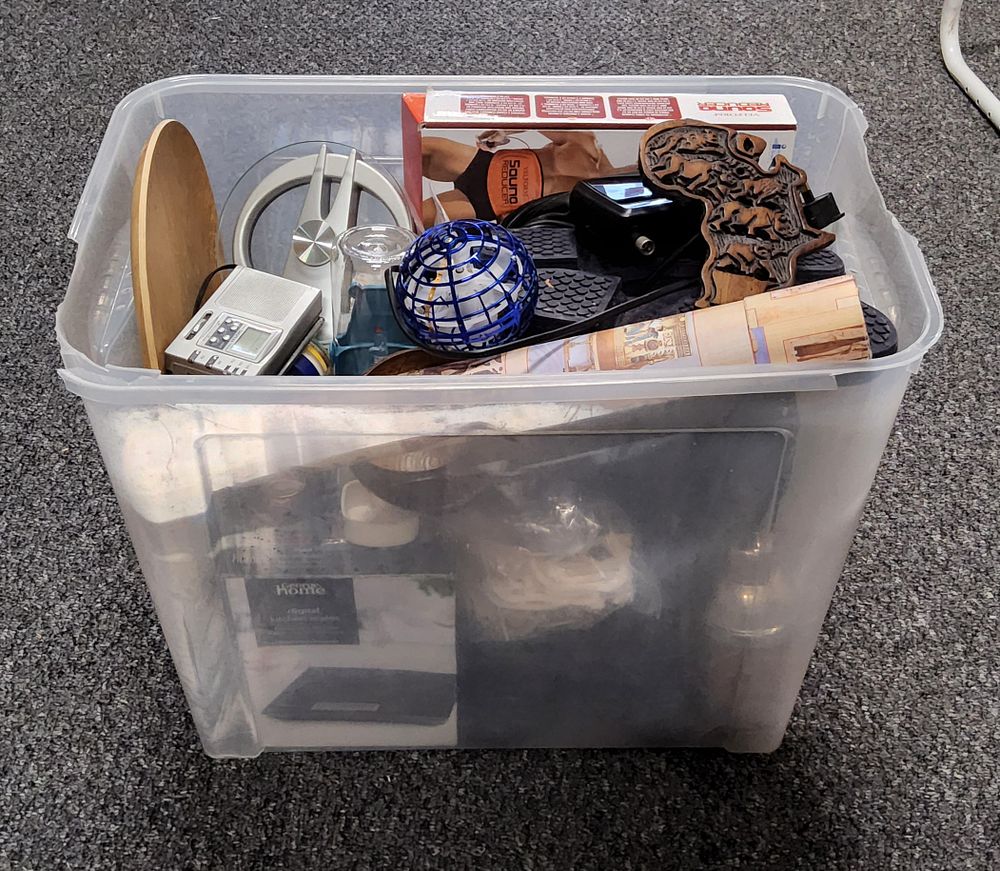 Lot 190: Mystery Box, (GENERAL).