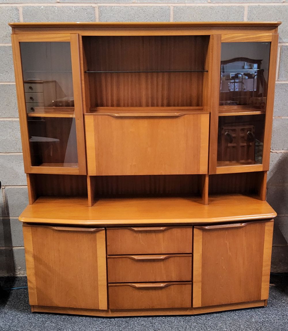 Lot 192: Vintage "SAKOL" Display Cabinet.