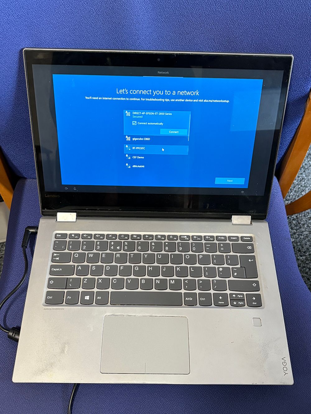 Lot 225: Lenovo Yoga 520Laptop