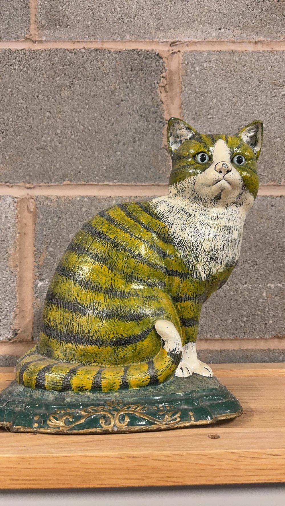 Lot 148: Large Cast Iron Cat Doorstop