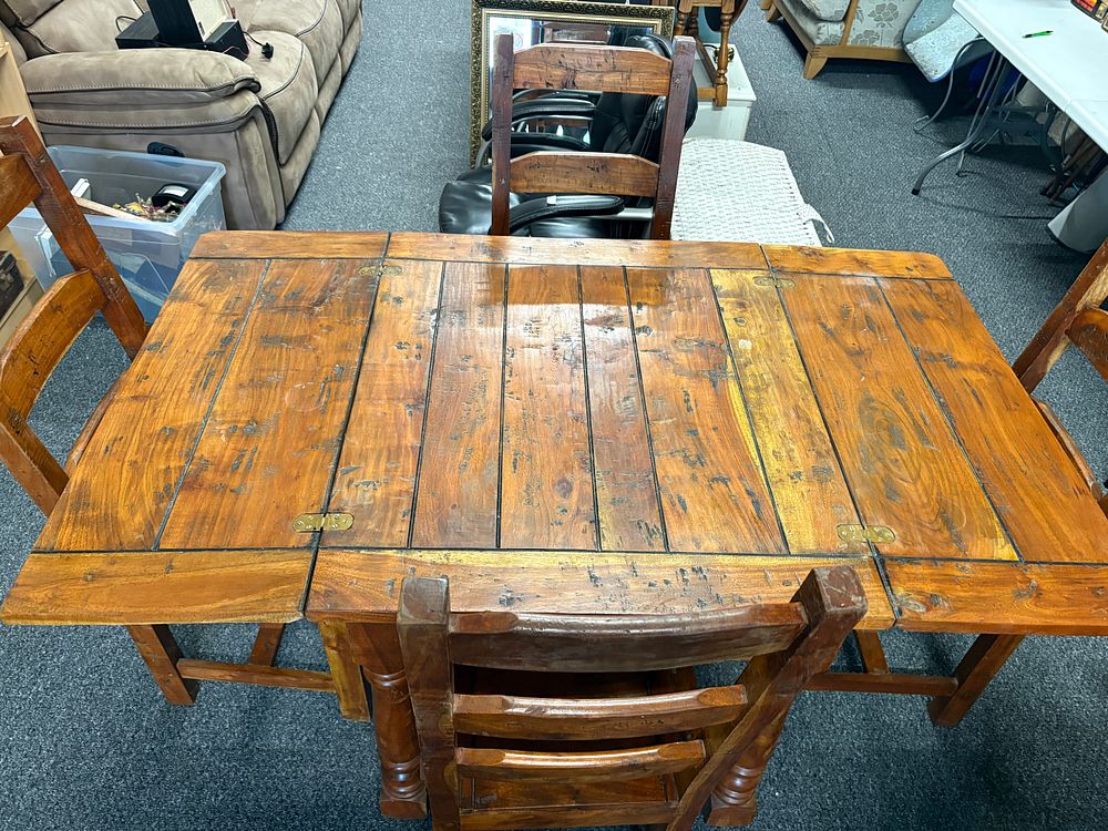 Lot 252c: Heavy Extending Mango Wood Table and 4 Chairs