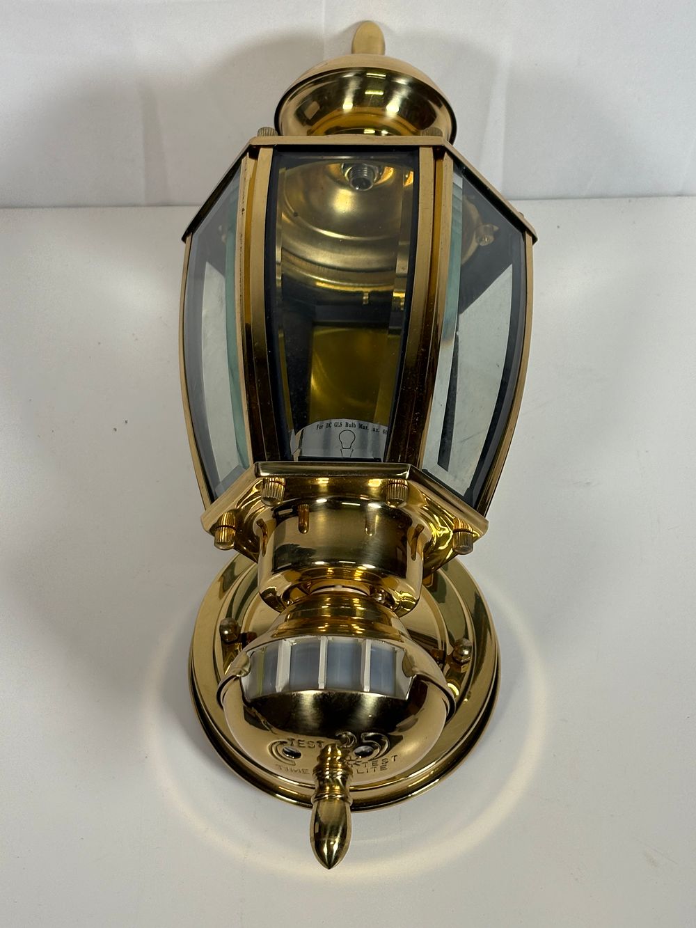 Lot 63a: New Brass PIR outdoor wall light