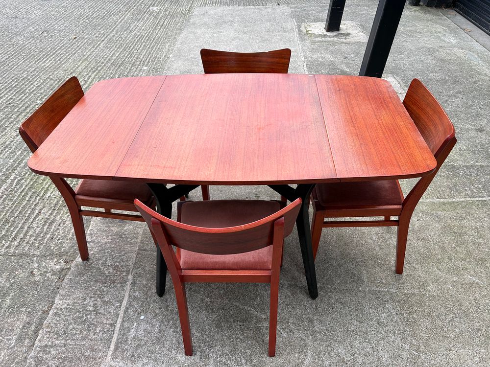 Lot 298: G Plan mid century drop leaf table and 4 Chairs