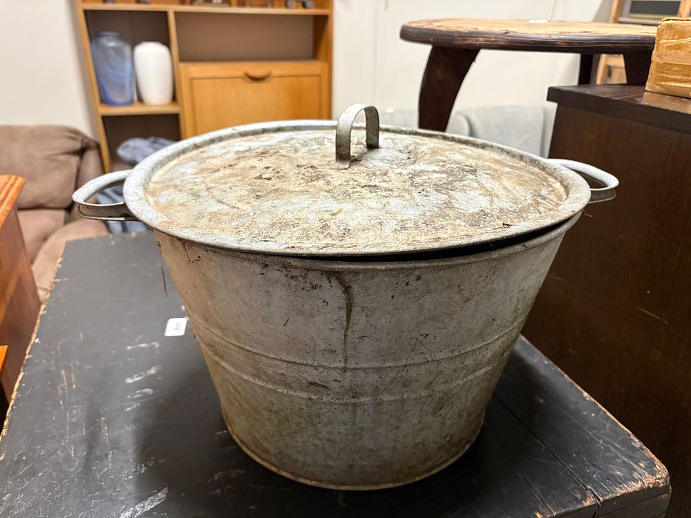 Lot 242a: Lidded Galvanised clothes washing Bucket