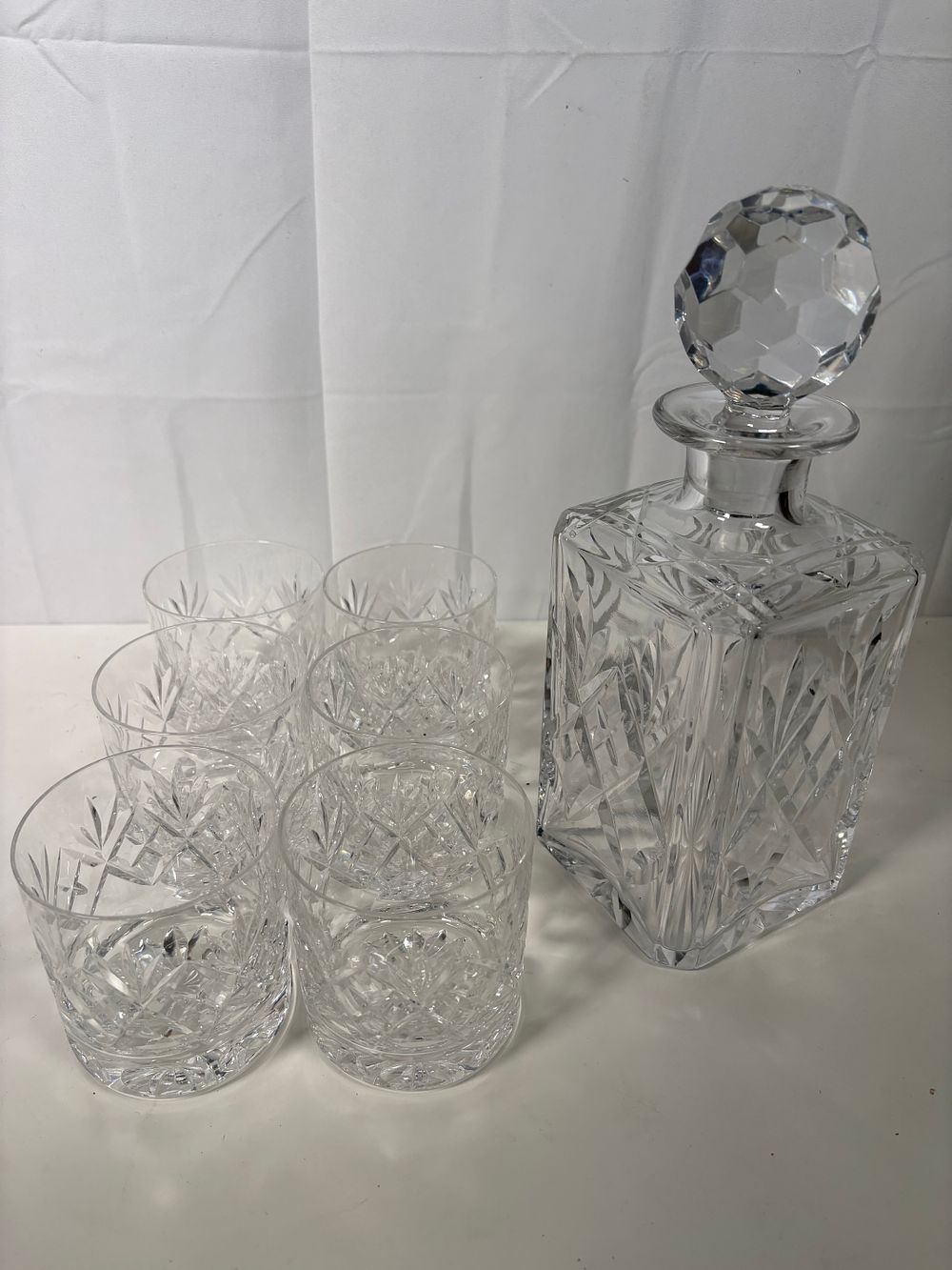 Lot 276a: Royal Doulton Decanter and 6 Glasses