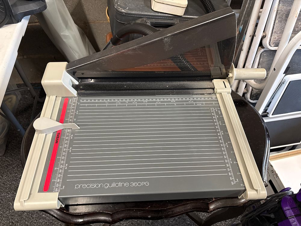 Lot 132a: Precision Guillotine