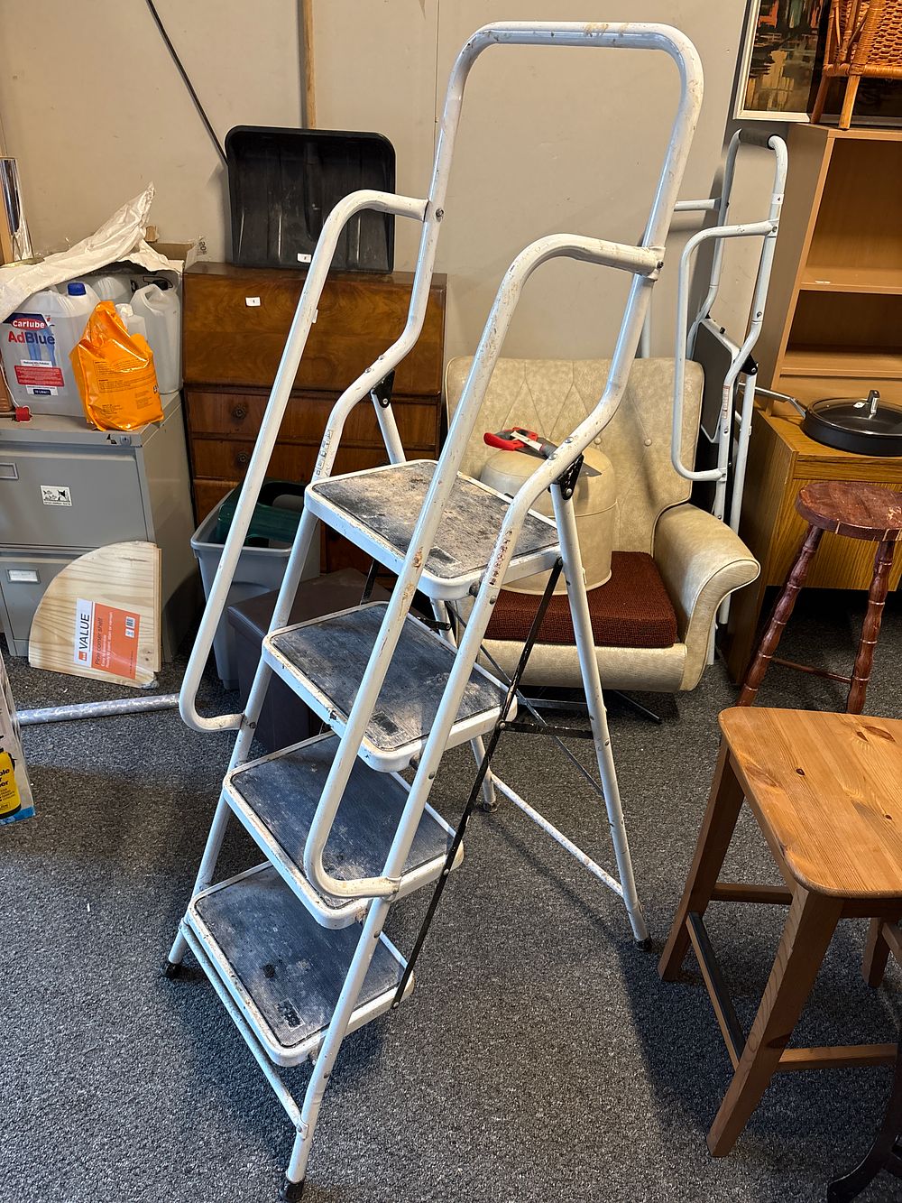 Lot 297a: Broad Step Ladder