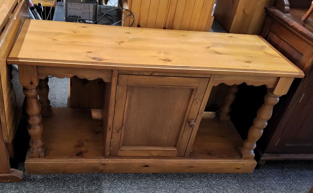 Lot 158: Pine Sideboard..