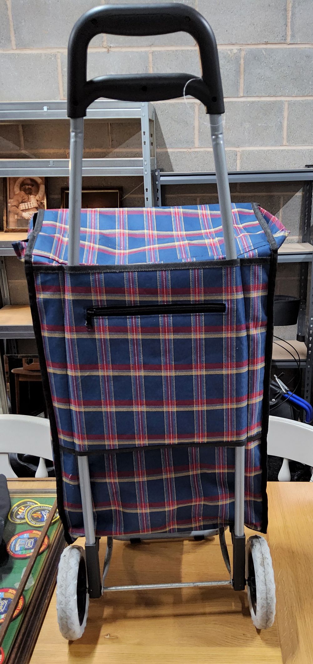 Lot 168: 4 wheel shopping Trolley.