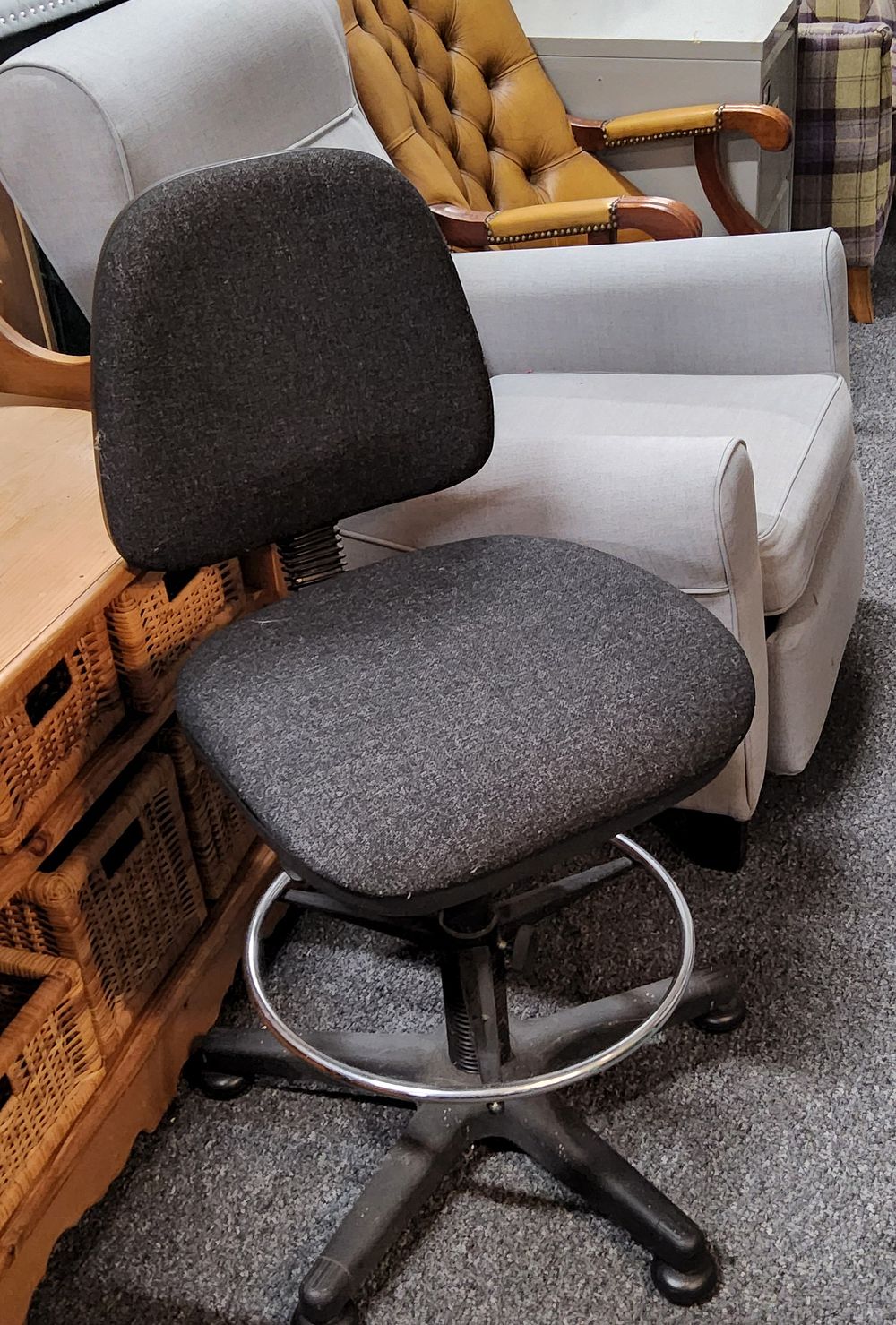 Lot 177: Office chair.