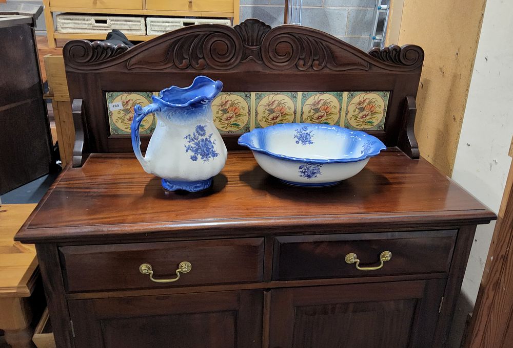 Lot 199: Large English Washbowl and Pitcher