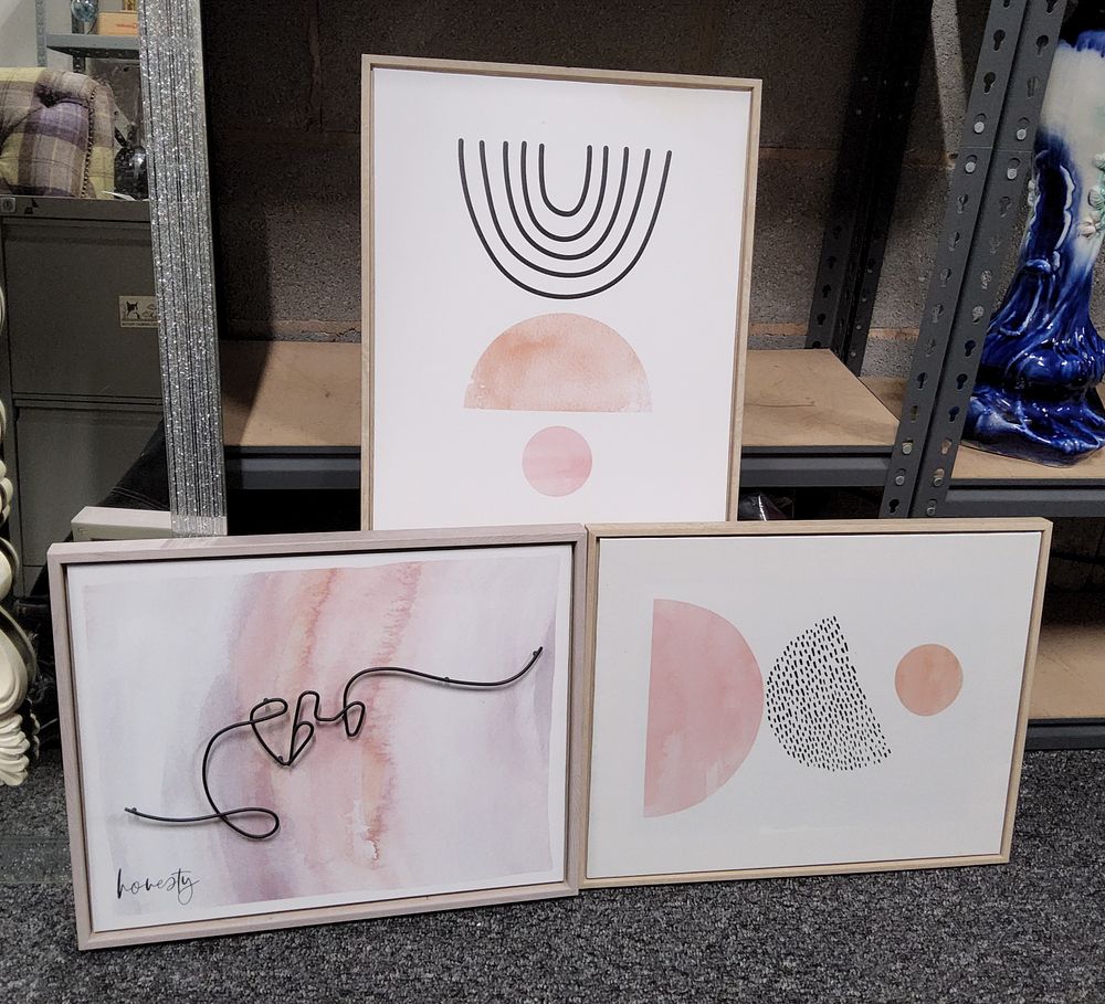 Lot 193a: 3x Abstract framed wall prints.