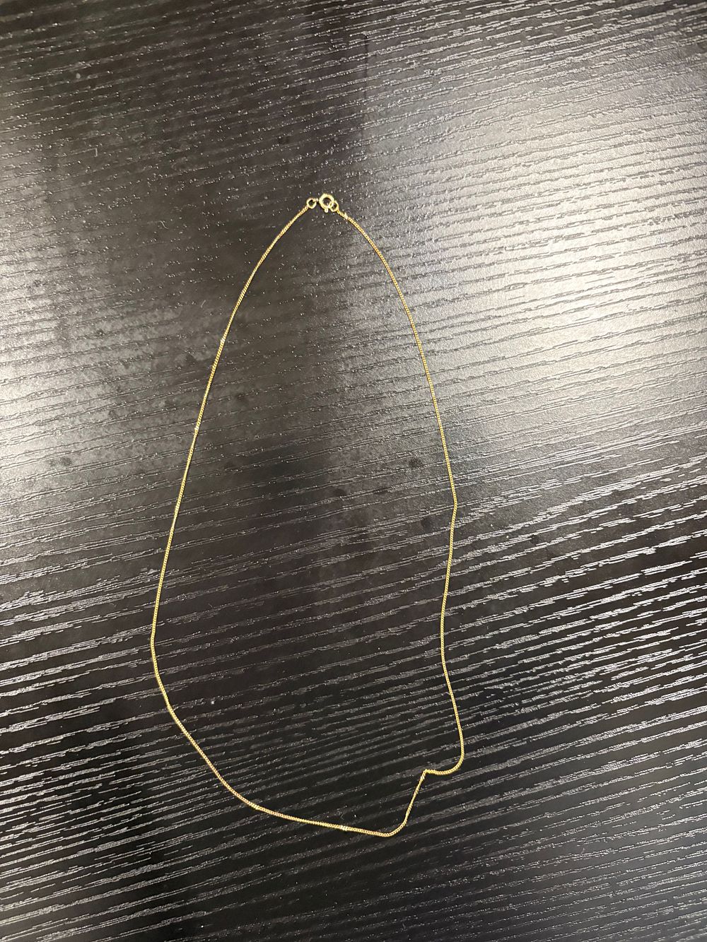 Lot 207: 9 Carat Gold Chain