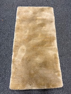 Sykes Lotus Rug . 60 x 30”