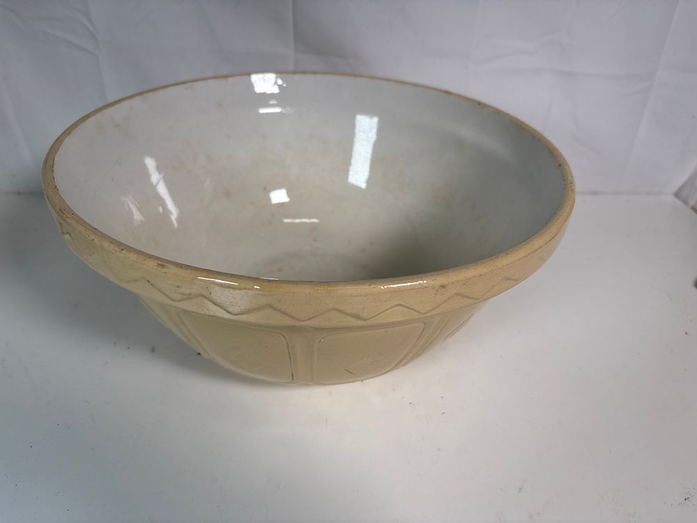 Lot 165: Mason Mixing Bowl