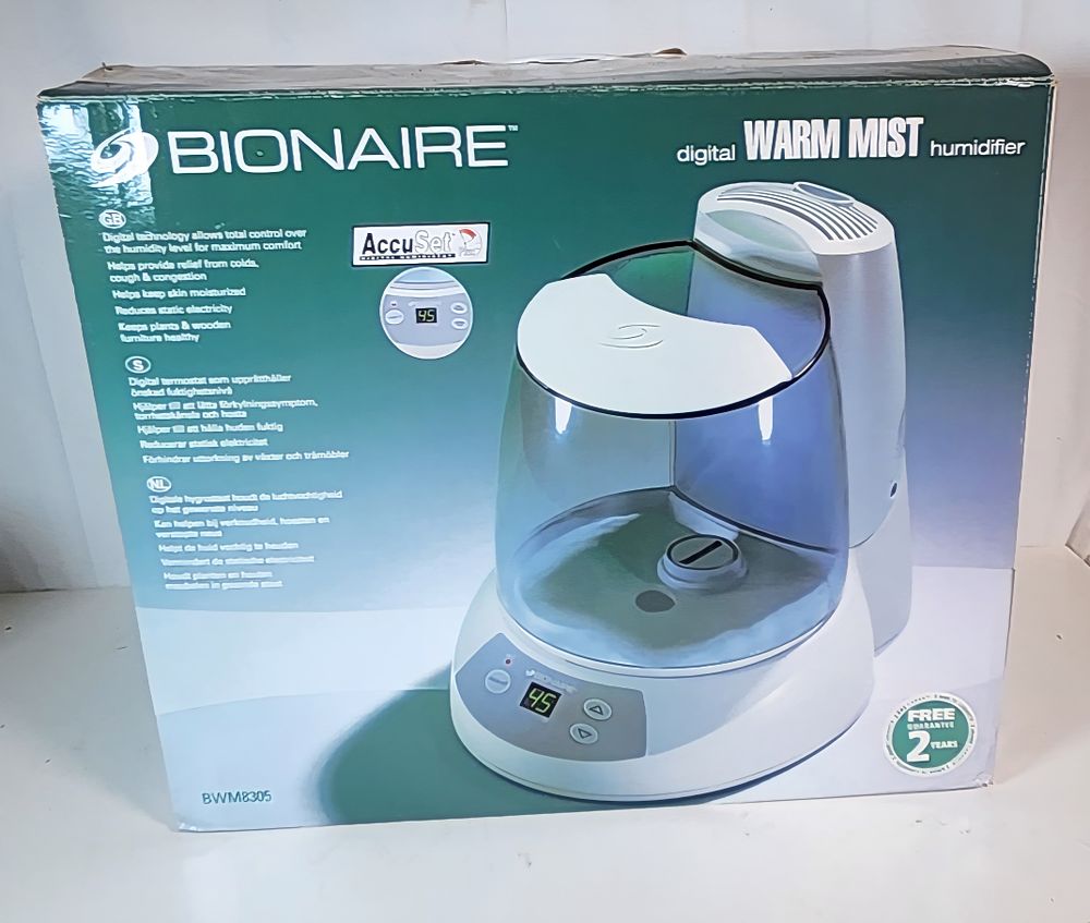 Lot 181: Bionaire Humidifier "Warm Mist".