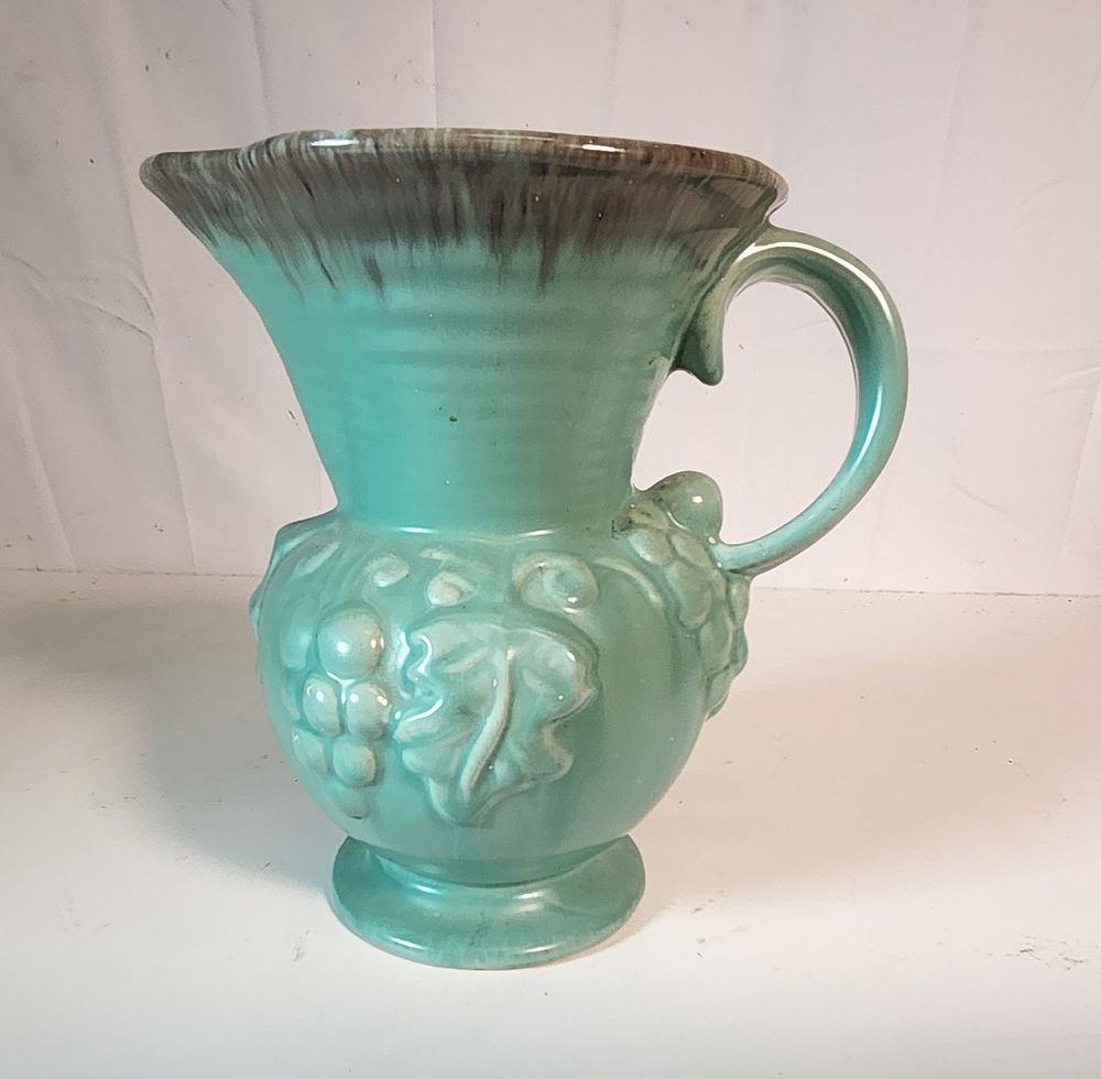 Lot 214: Vintage German pottery jug or pitcher, 
"GRAPES".