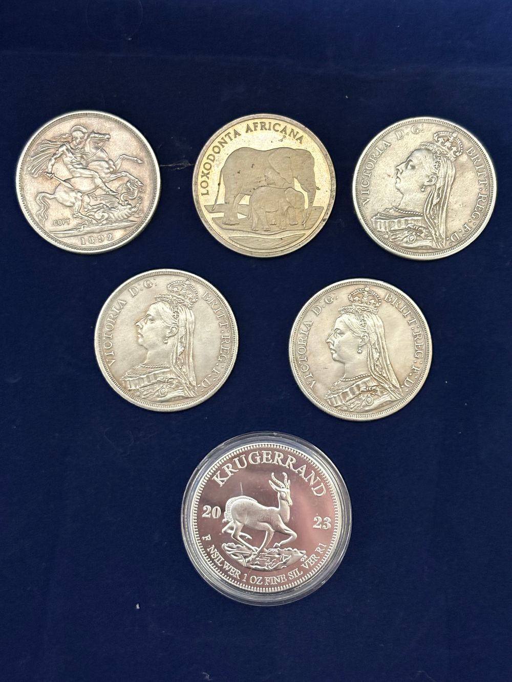 Lot 196a: Six Collectable Coins