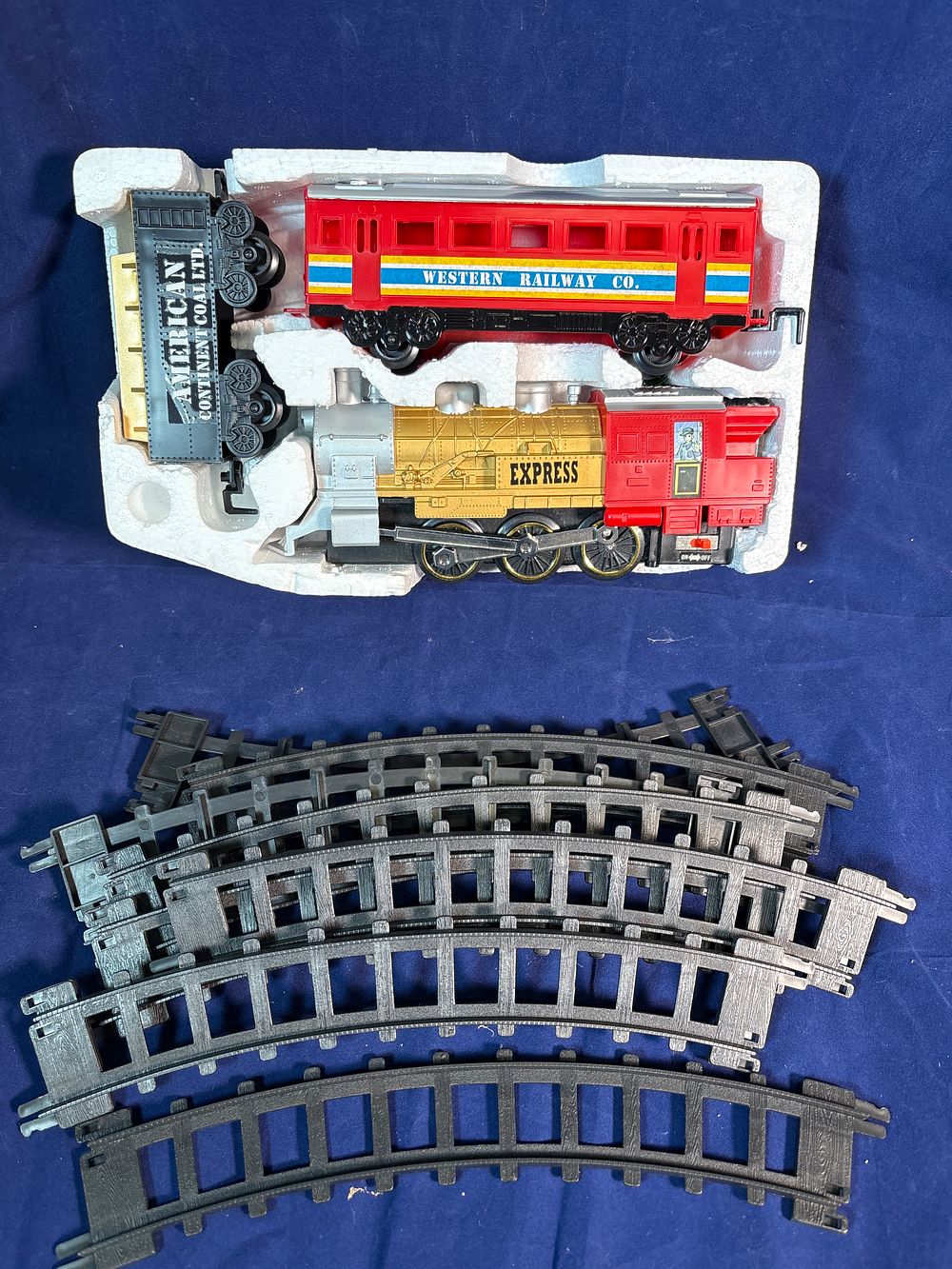 Lot 35a: Battery Operated Train Set