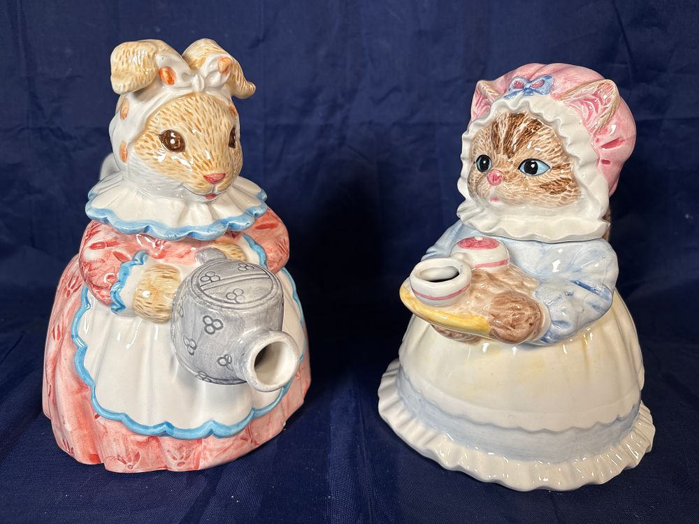 Lot 174: Two Decorative Ornamental Teapots