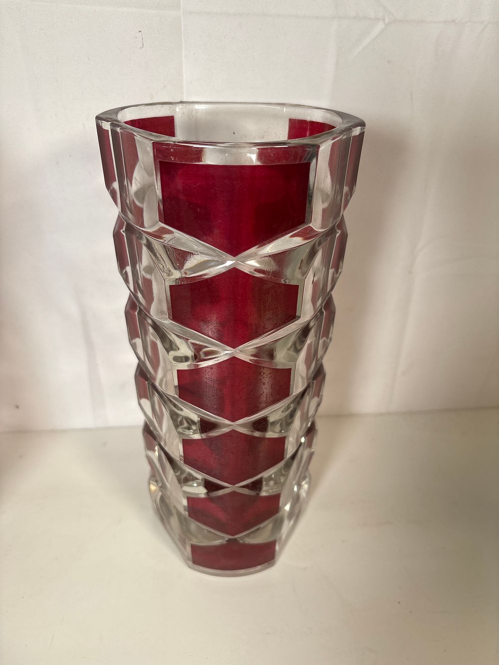 Lot 179: Large Luminarc JG Durand Vase
