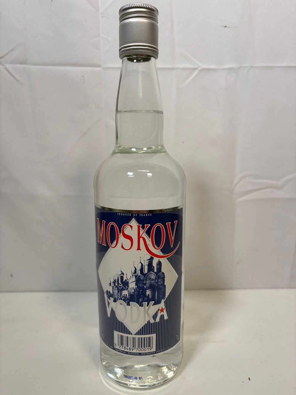 Lot 207: 70cl bottle of French Moskov Vodka