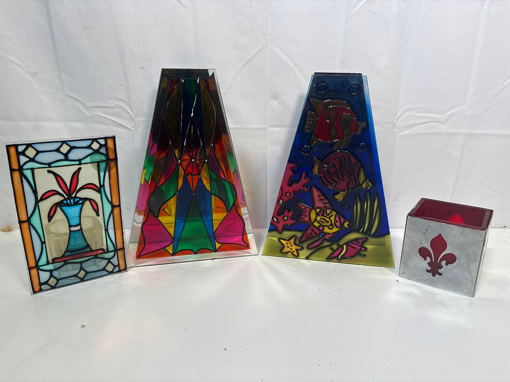 Lot 239: Colourful Candle Tealight burners