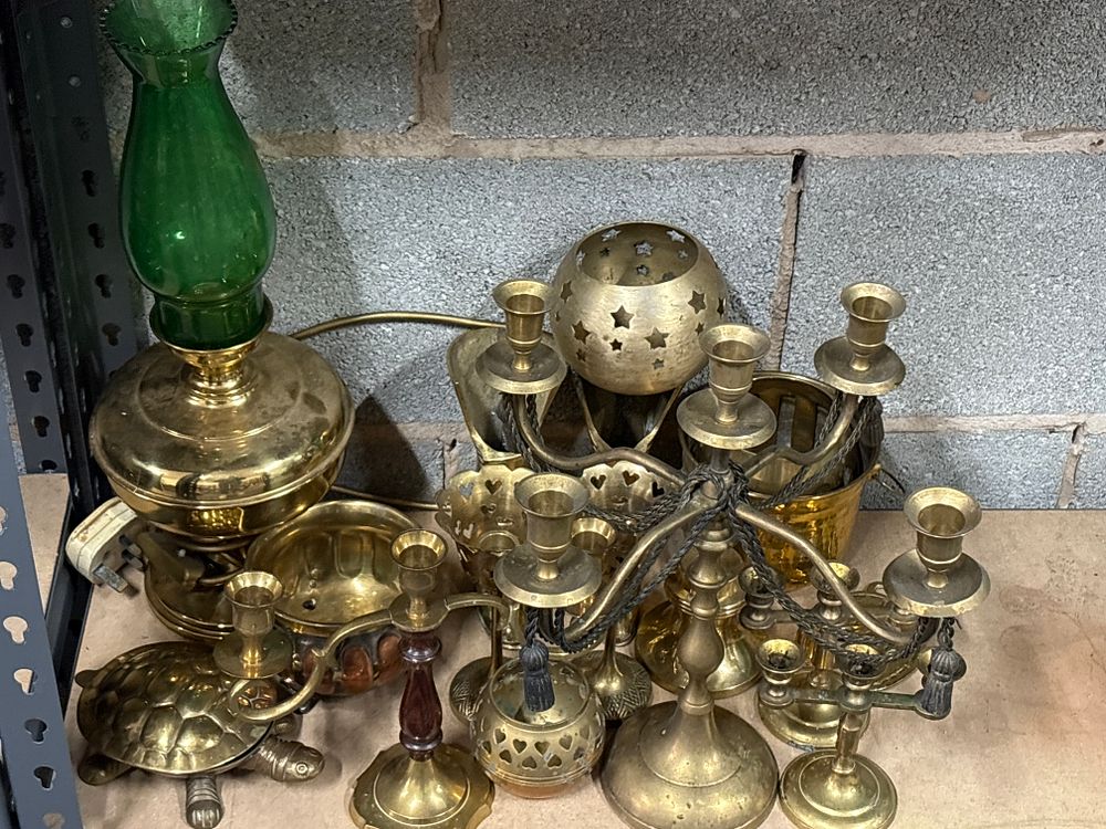 Lot 246: Few Kilos of Brass Items