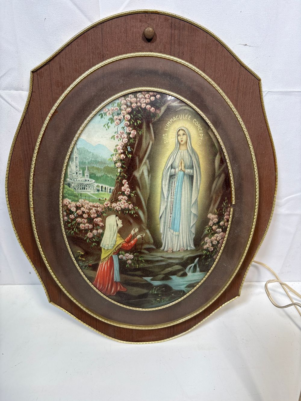 Lot 247: Vintage illuminating Religious Picture