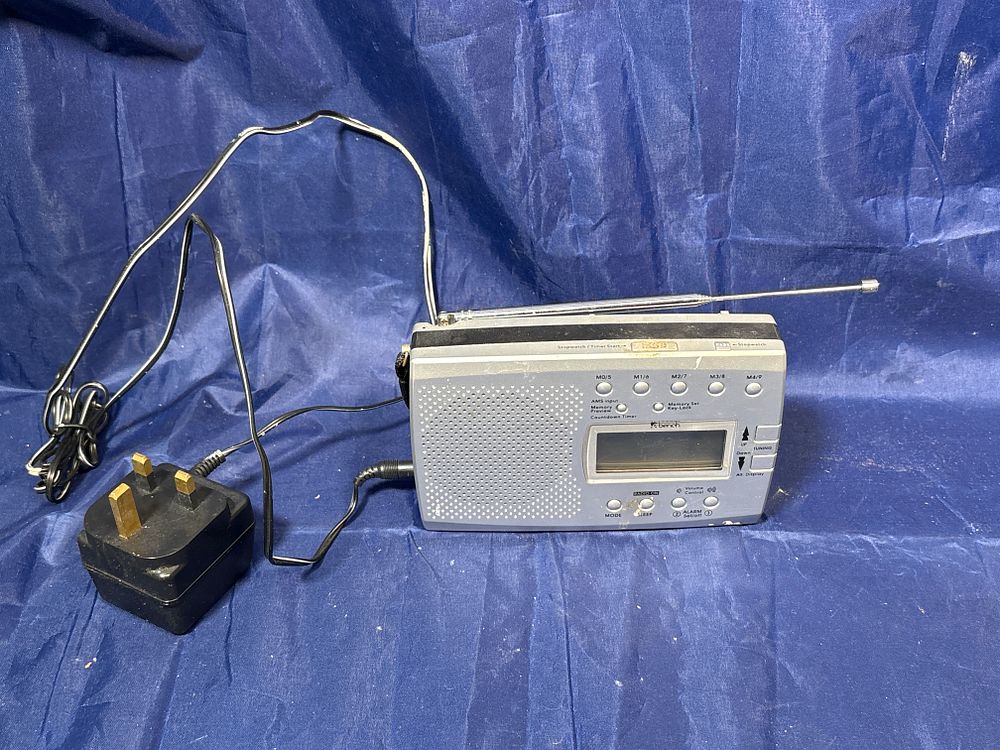 Lot 328: Mains / Battery Radio