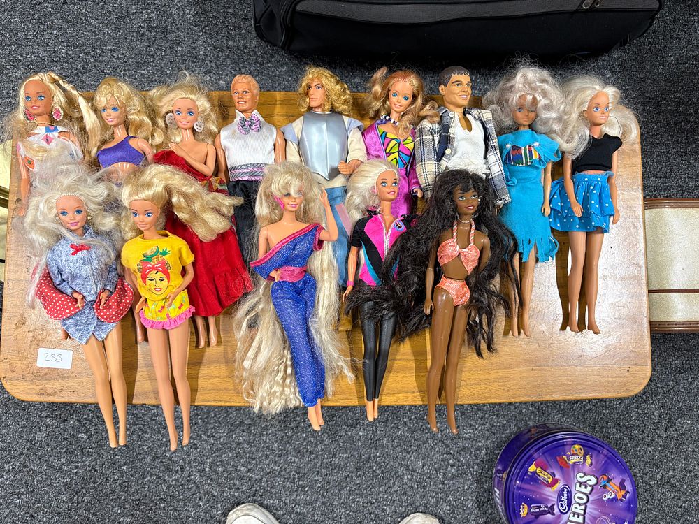 Lot 334: Fourteen Dolls . Mainly Mattel