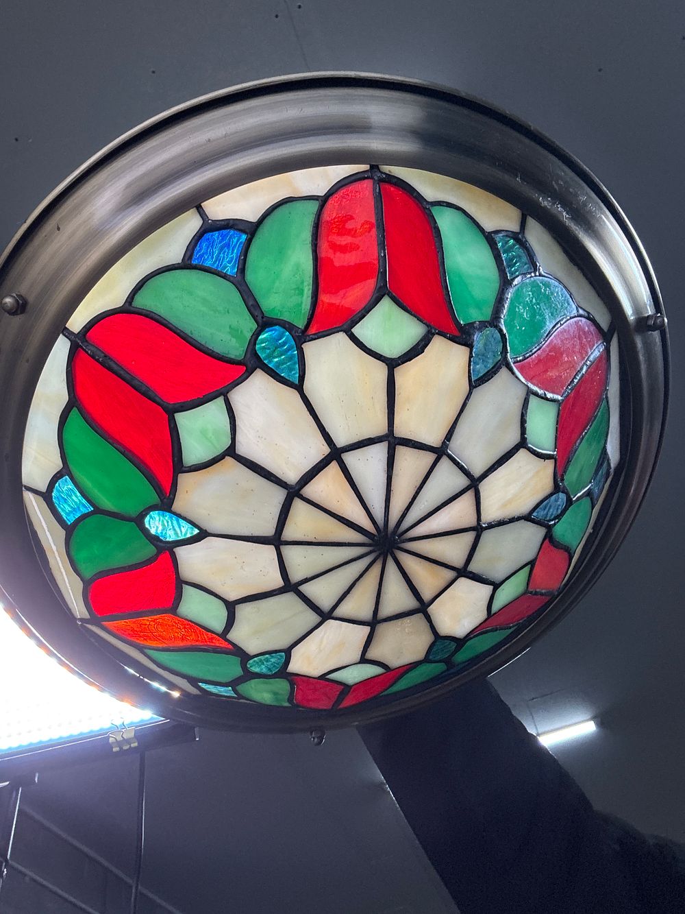 Lot 389: Leaded Glass Flycatcher Lampshade