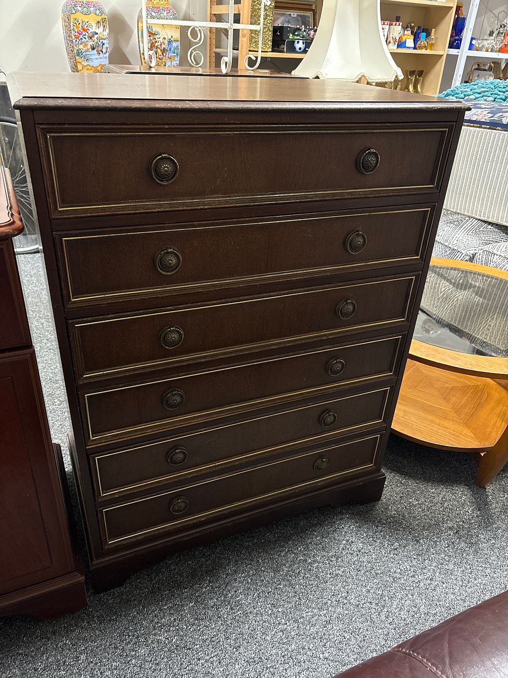 Lot 412: Set of 6 Drawers
