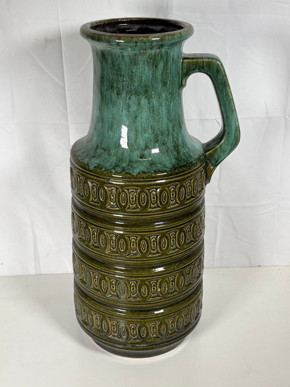 MCM Scheurich Tundra 429-45 vase, a vintage West German pottery piece from the 1960s or 1970s. Gr 