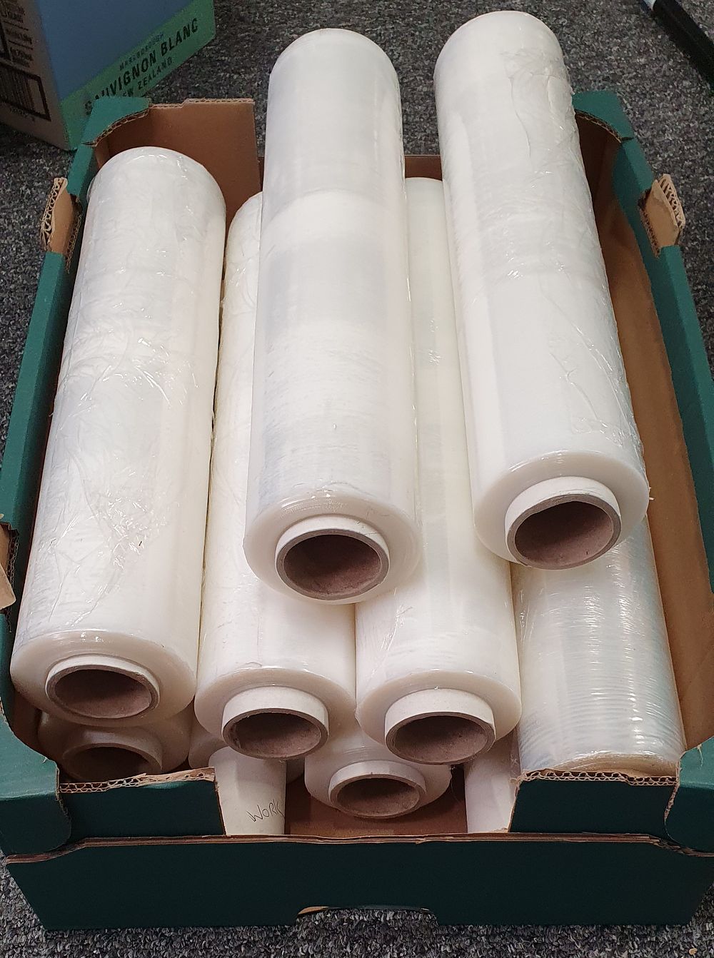 Box of pallet wrap / Shrink wrap. 11 rolls some partly used as pictured