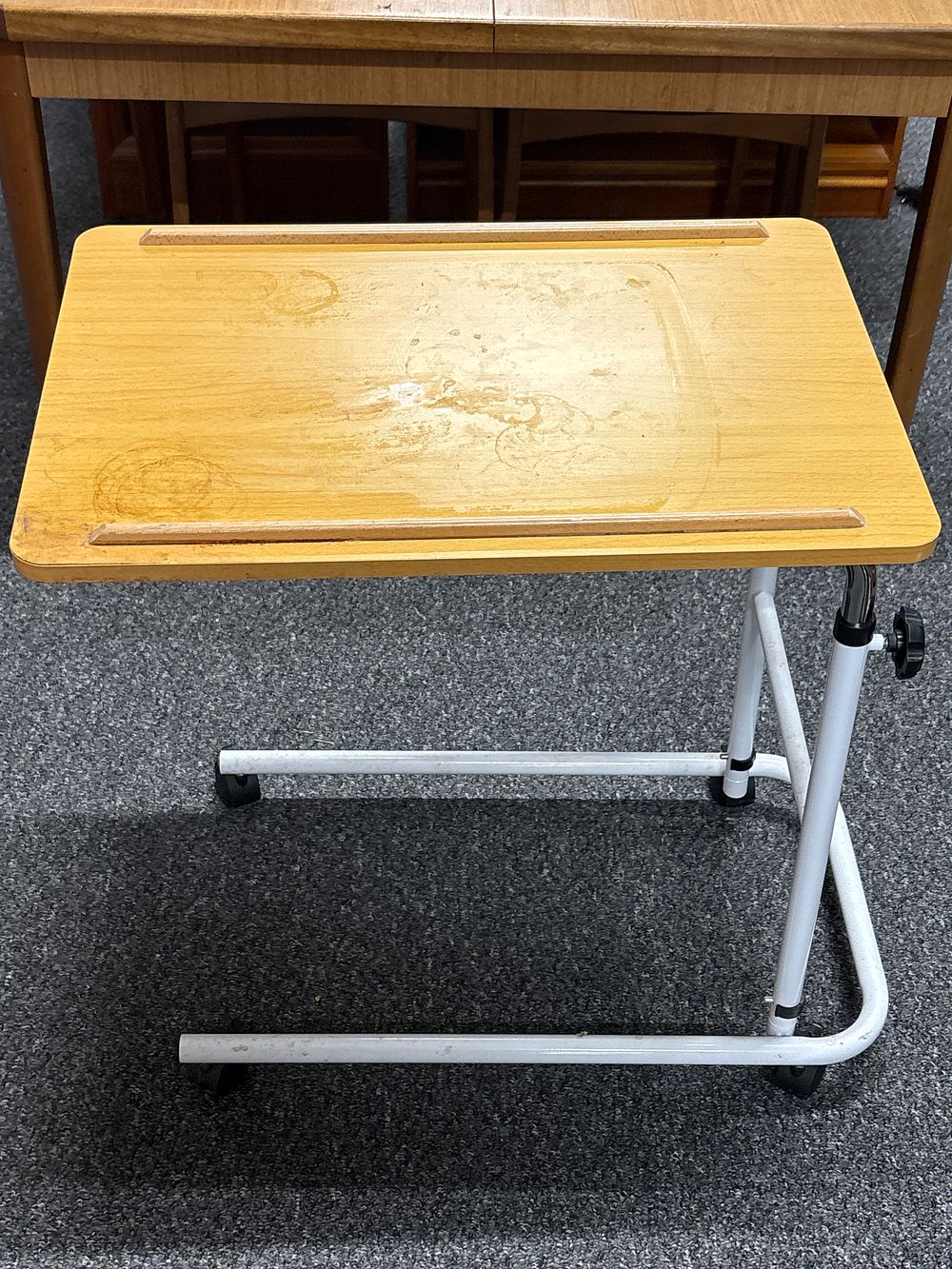 Lot 172: Adjustable Table