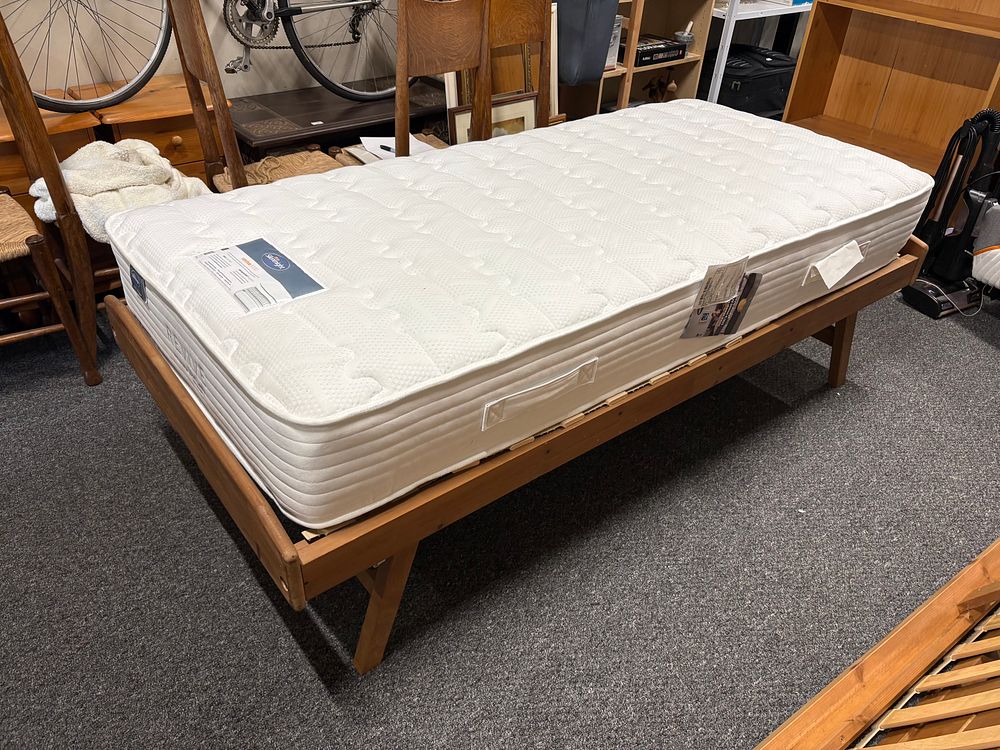 Lot 145a: Pine Single Bed With NEW